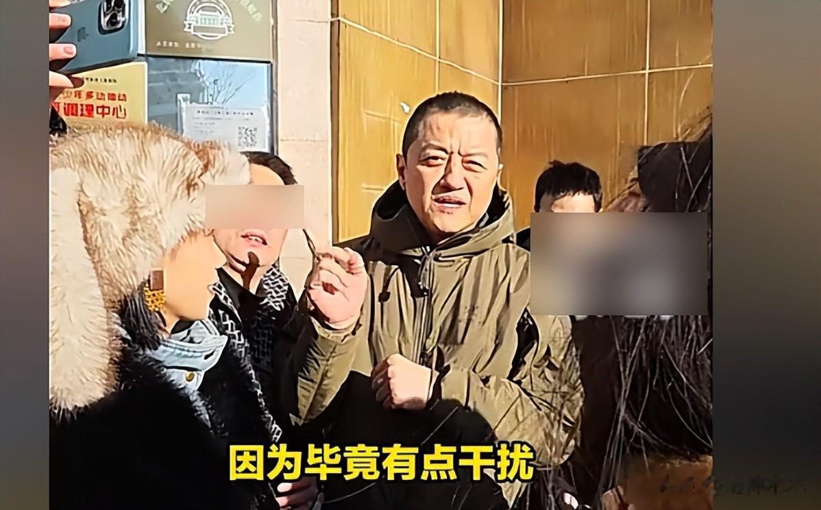 第一个捐款的明星出现了!苗圃现身嫣然医院捐款,更多名人声援