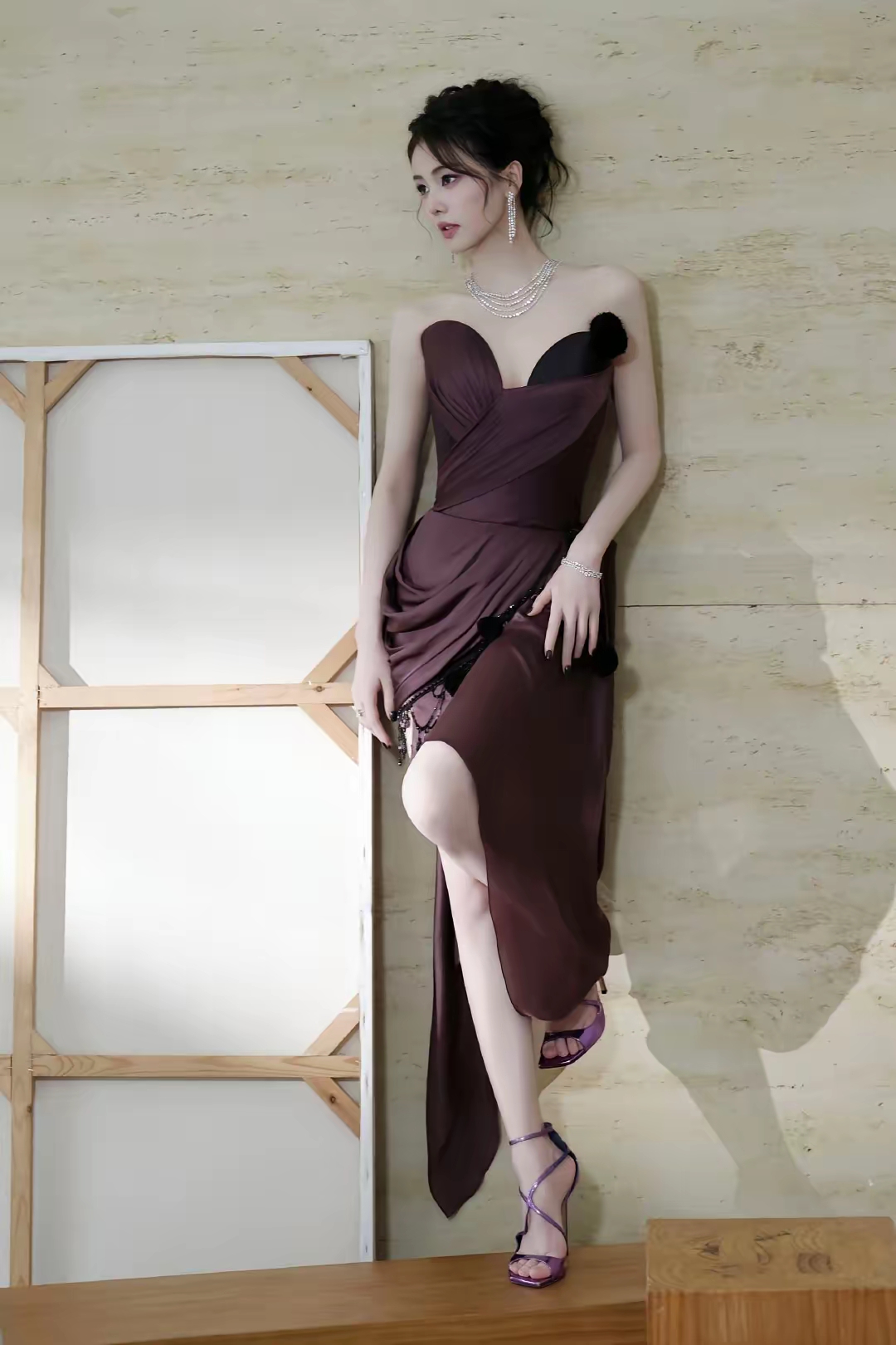 白鹿,这是谁家的鹿这么白啊