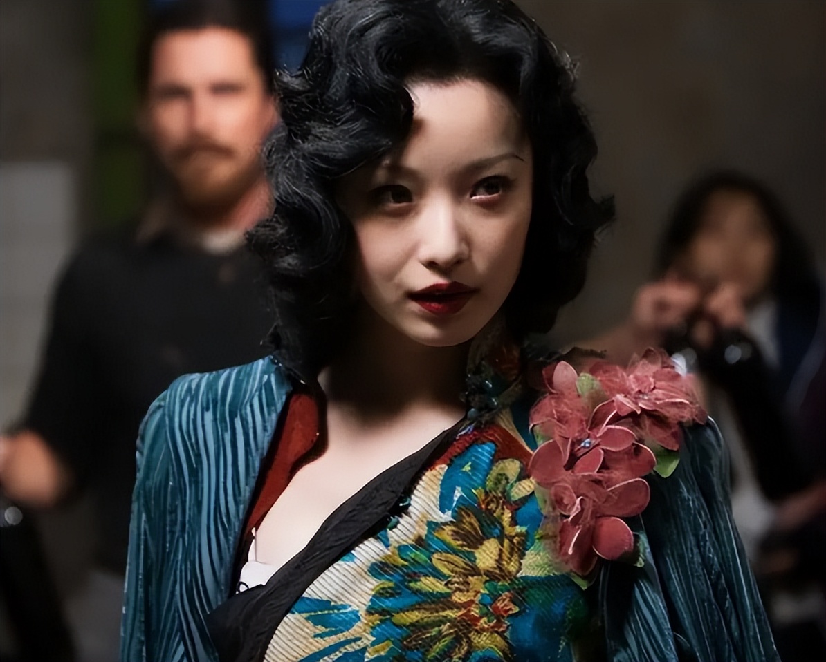 85 花咖位大洗牌：3 人出局，杨幂跌出前三，赵丽颖意外，唯她被骂