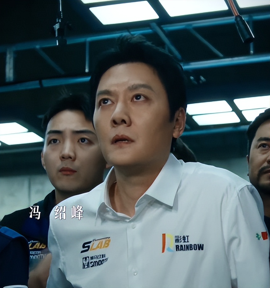 冯绍峰也没想到，黄晓明妈妈的公开表态，竟令赵丽颖实现口碑暴增