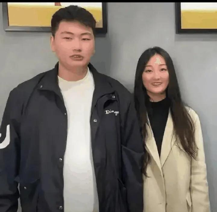 大衣哥前儿媳陈亚男再嫁！新夫会来事，年纪偏大，身高不及朱小伟