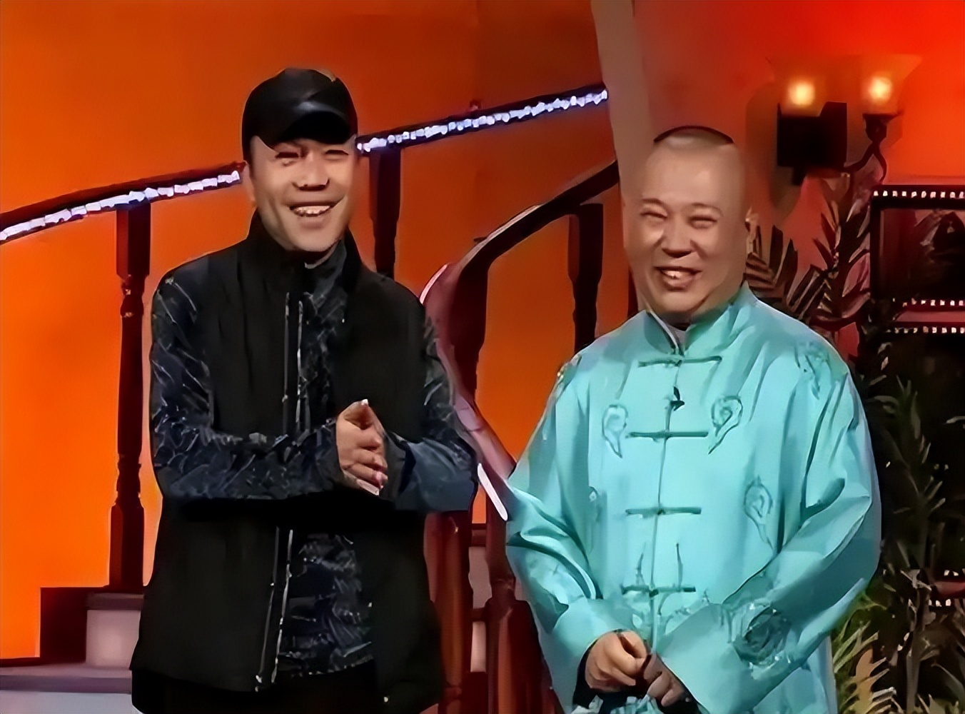 上海德云社开业仅3天，荒唐的一幕出现，杨议的\老毛病\又犯了