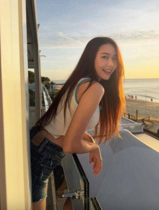 TVB被曝霸王条款，要求艺人交出社交账号，四人反抗被惩罚