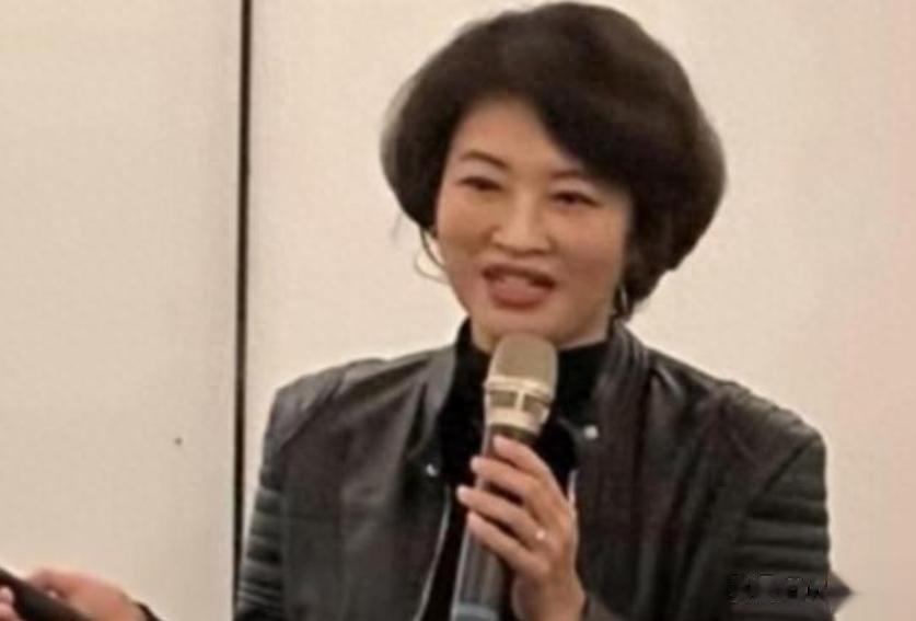 56岁女主持离世，住院前1周还在录新闻！从确诊到离世仅29天