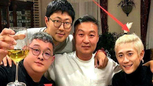 张秋芳没想过，傅彪留给她的35岁儿子，如今却成了她的依靠