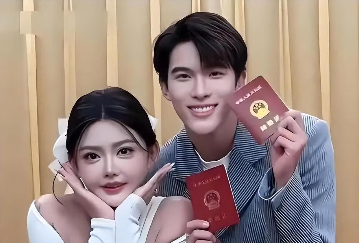 四次婚变、未婚先孕、撕裂母亲,整容33次,她26岁为何如此疯狂?