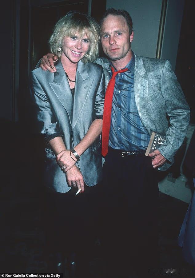 苦等40年终获小金人!75岁老戏骨高调表白相恋43年明星丈夫