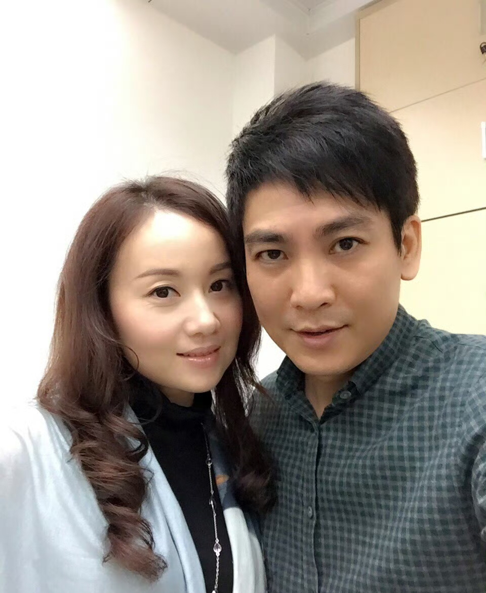 徐若琪：娶了圈外妻子，儿女双全，如今咋样了？