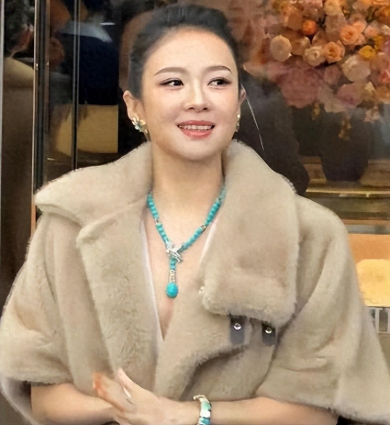 47岁章子怡胖到不敢认！网友：这还是当初那个国际女神吗