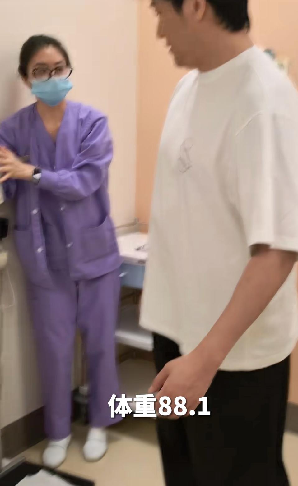 陆毅嘴唇发紫去体检，50岁患高血压，看了他日常的三餐就知道原因