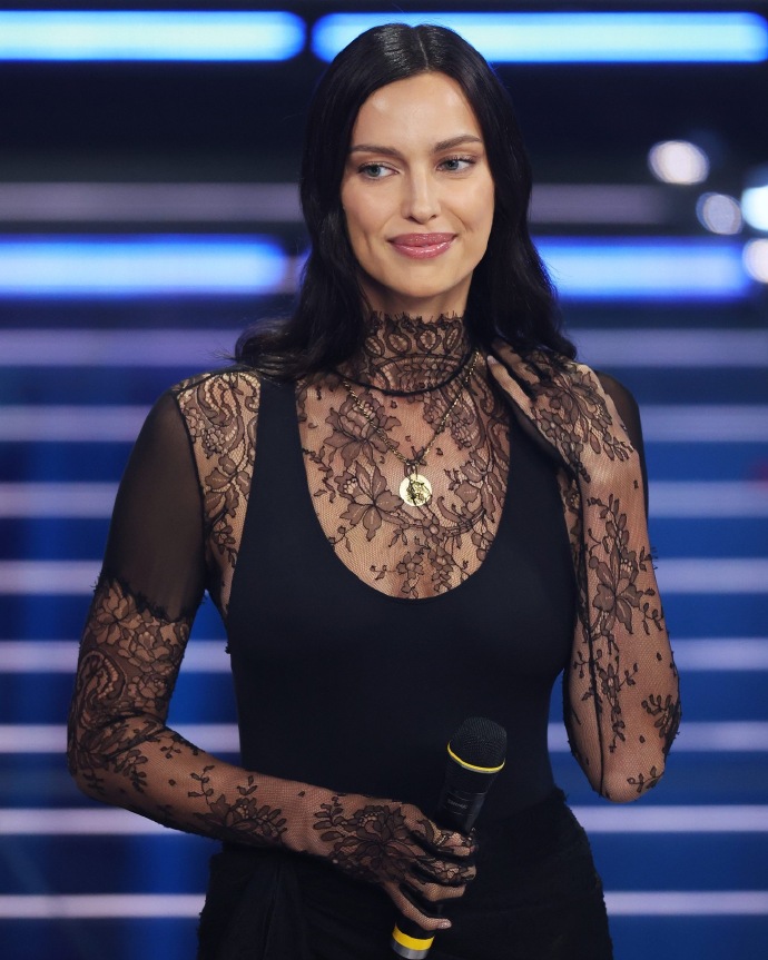 黑色蕾丝绝美！Irina Shayk活动美图赏析