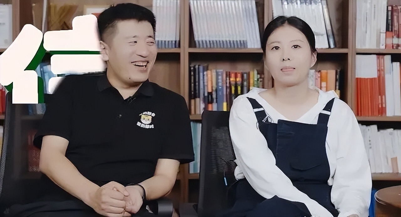 原来她是张雪峰妻子，90后历史学博士?，被传离婚后却一起上节目