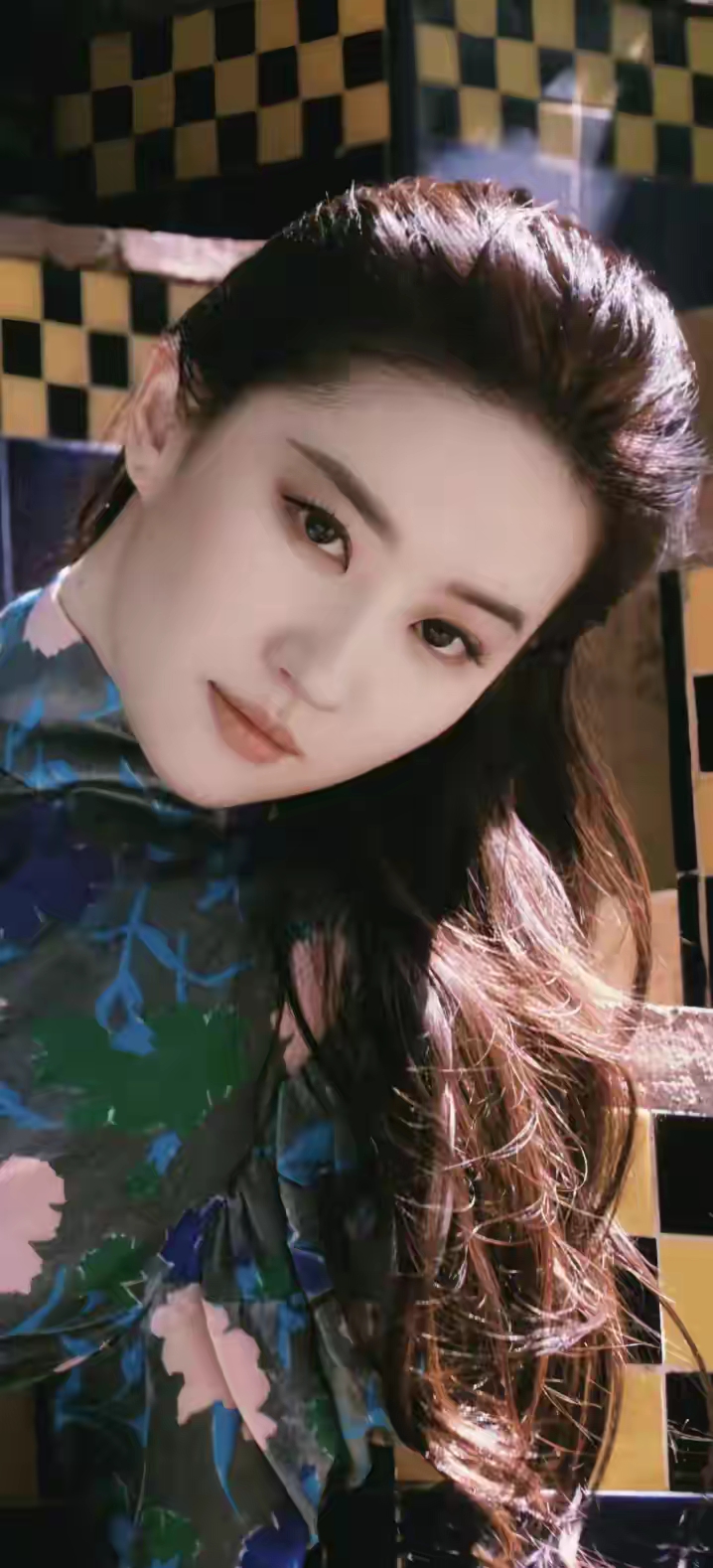 刘亦菲：花花公主