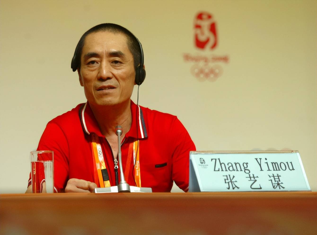 国安“点名”75岁张艺谋，释放三个强烈信号，巩俐的话真没说错