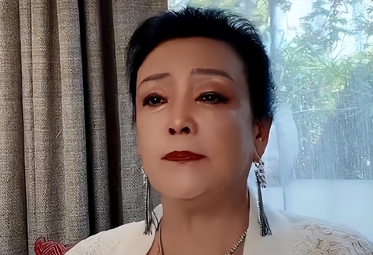 汪小菲撕破脸，曝亲妈无股权 和麻六记没关系，张兰怒言钱全给孙子