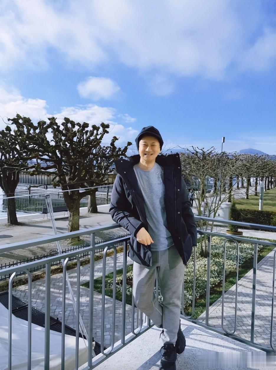 性向成谜！52岁TVB“最贵男主持”绝迹幕前，曾被爆参加彩虹派对