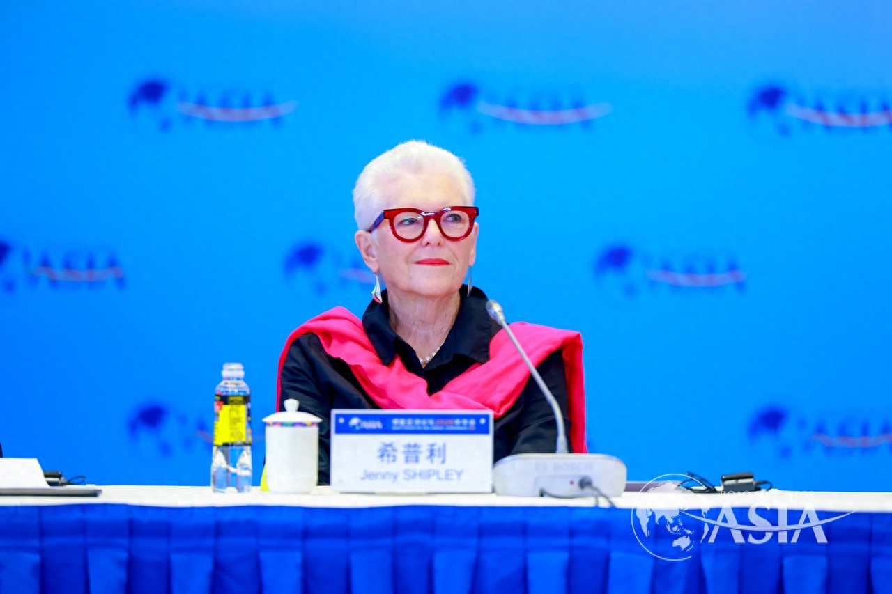 新西蘭前總理再刷博鰲論壇：點贊中國新能源，還要好好“買買買”