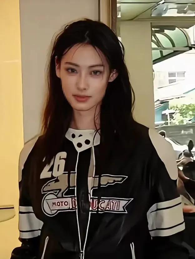 梁洛施和陈好前男友官宣？25岁的脸和身材，一点体面没给李泽楷留