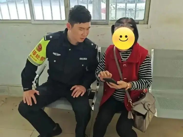 人在家中坐，祸从天上来！58岁演员王劲松，终是步入了靳东的后尘