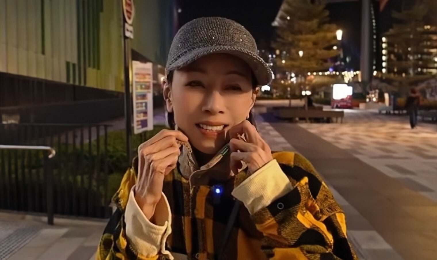 香港知名女星瘦到脸颊凹陷,手臂如同火柴棍,至今单身未婚