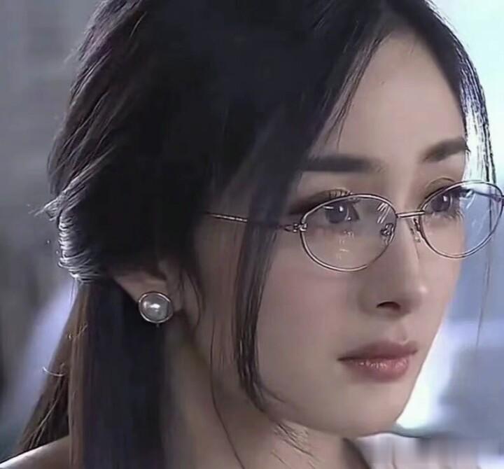 早期的杨幂是甜妹的标配吧!好喜欢