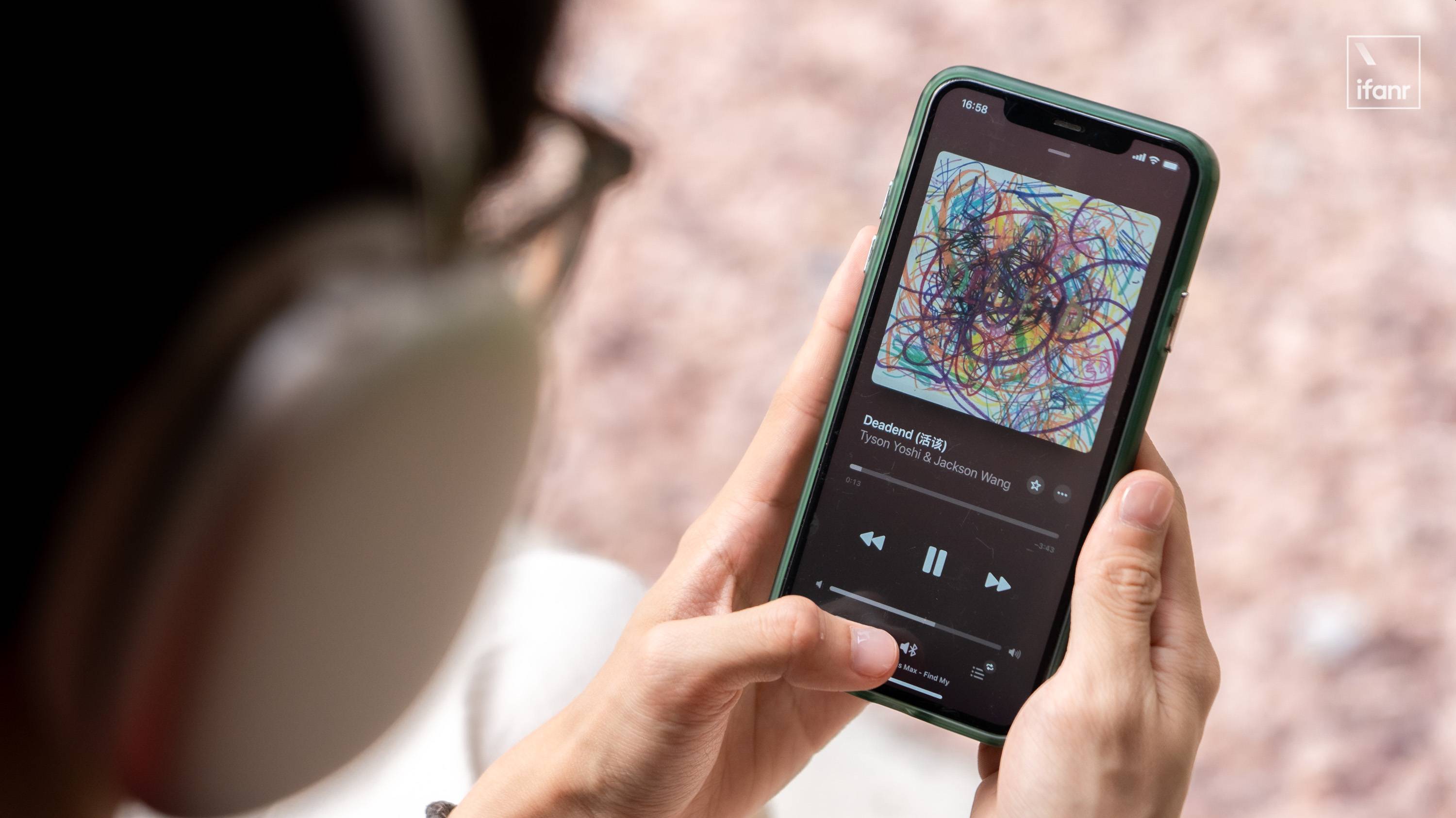 AirPods Max 2 體驗：降噪更強聲音更飽滿，穩定更新的小升級