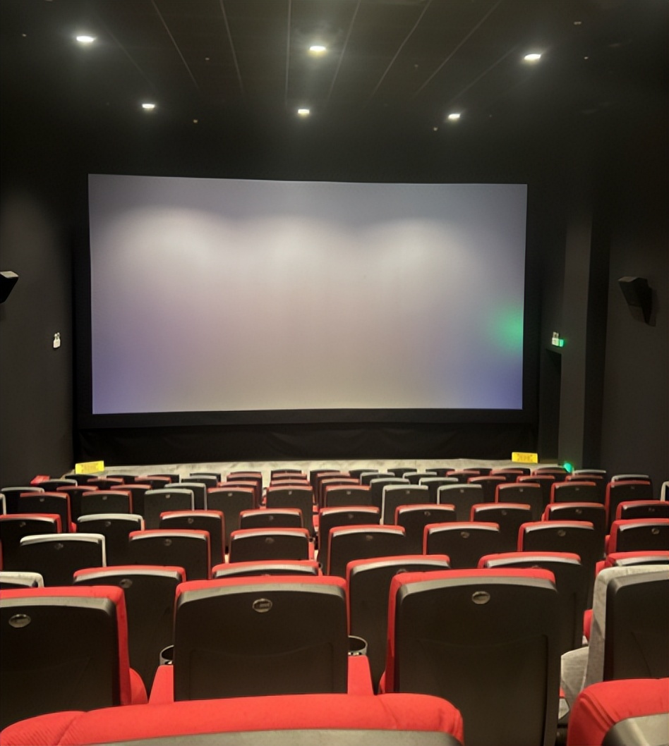 上映56天，仅38个观众，片方分账390元，2026年最惨电影诞生