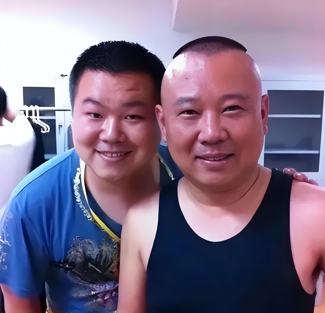 郭德纲发文，德云社再变动，释放3个强烈信号，岳云鹏地位又变了