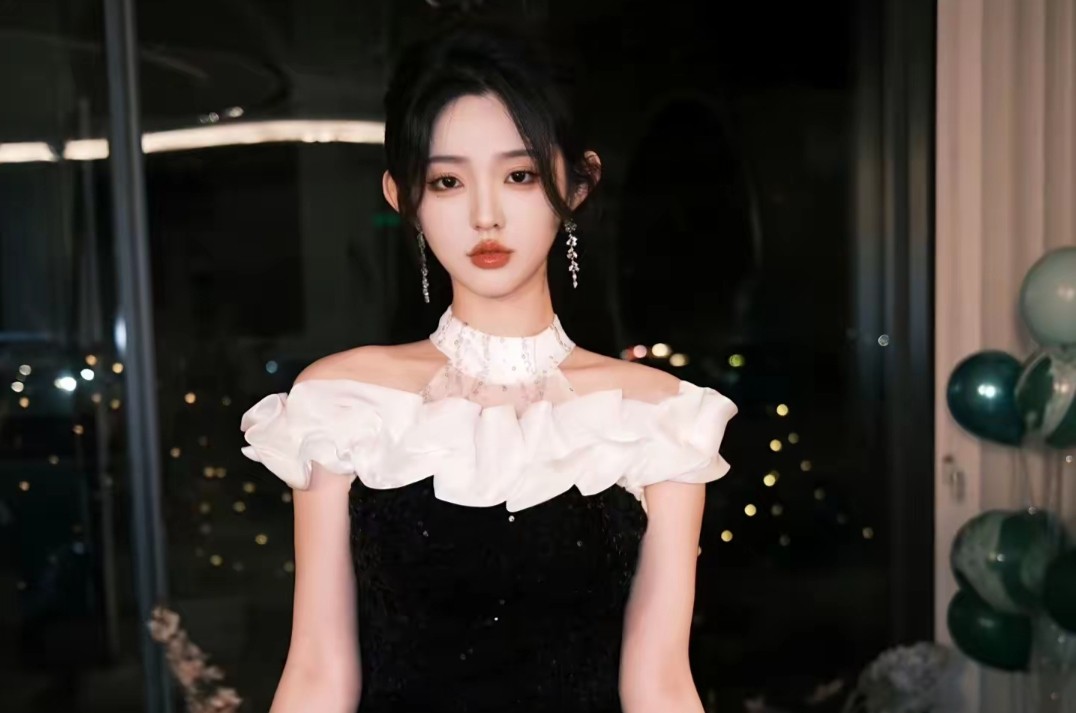 这竟是同一个人！当短剧女演员真实颜值曝光，离开滤镜后判若两人