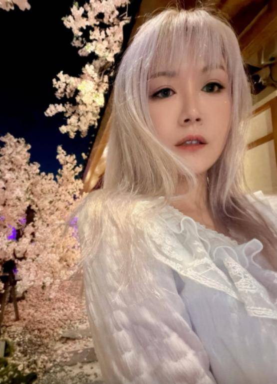 香港知名男星被控诉出轨家暴