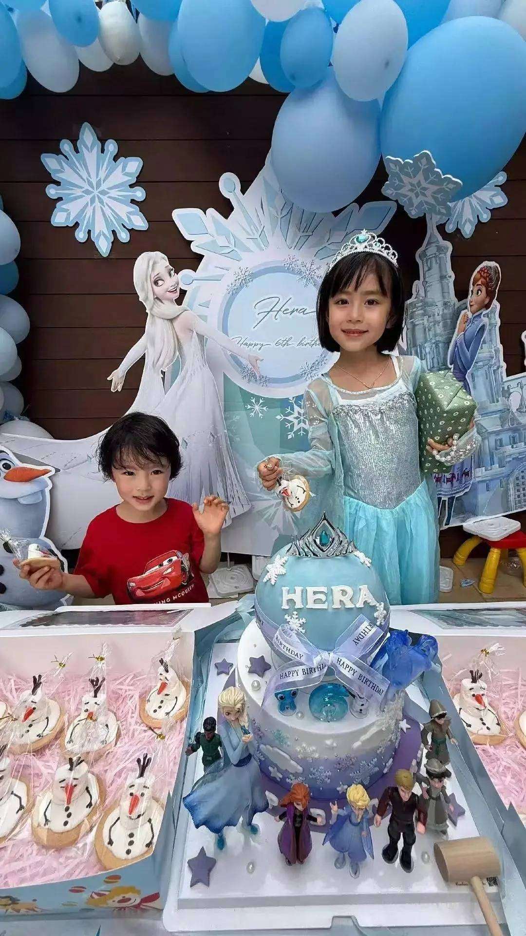 杨怡罗仲谦为女儿珍珠庆生，儿女颜值高完美遗传父母优点