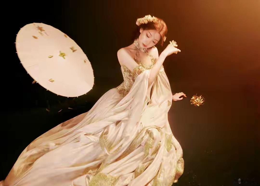 毛晓彤，生活有星意