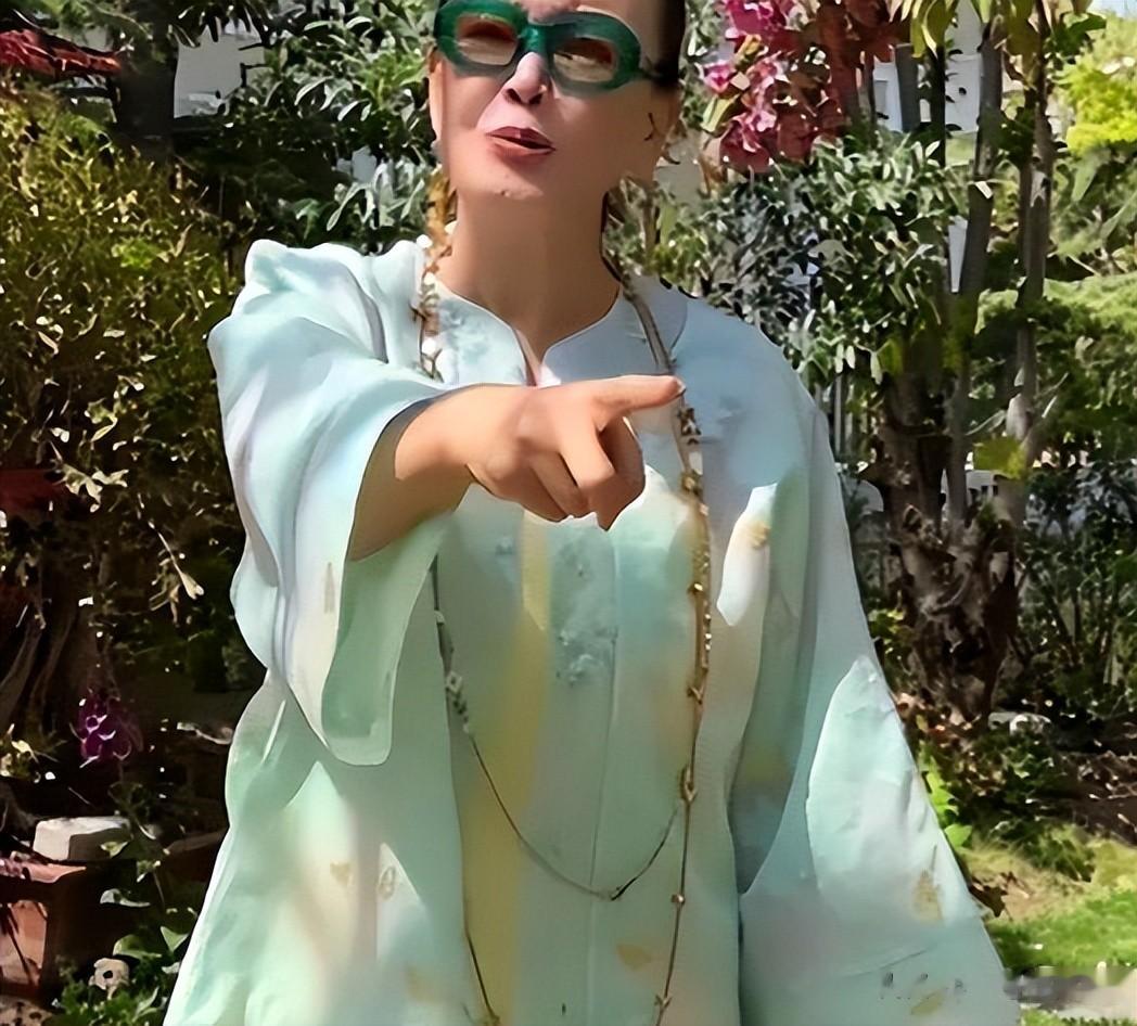 马筱梅哭红眼后，计划为汪宝举行隆重百天宴，小玥儿姐弟处境堪忧