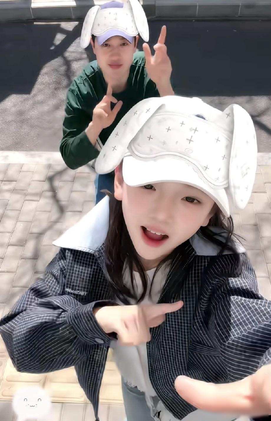 落魄后唯一的光！高云翔久违陪娃 7岁女儿酒窝笑容 治愈他所有颓废