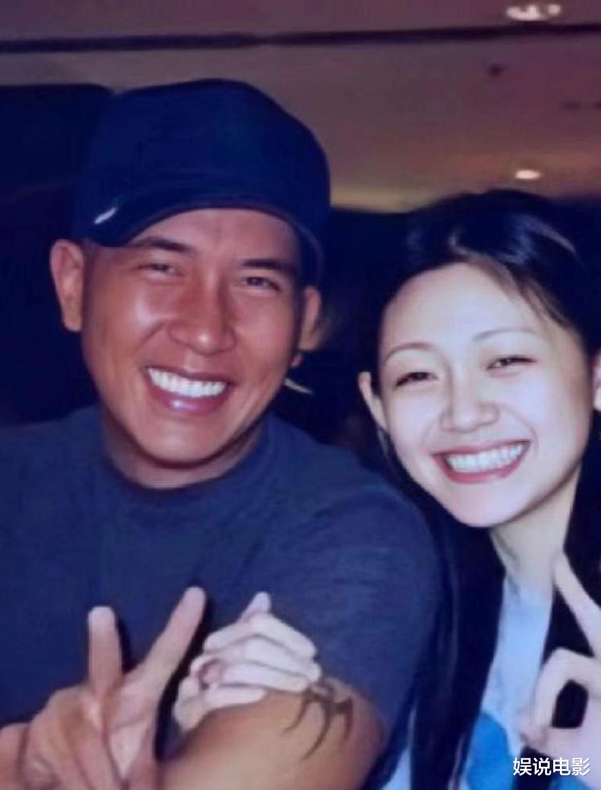 结婚纪念日，具俊晔又去金宝山陪伴大S