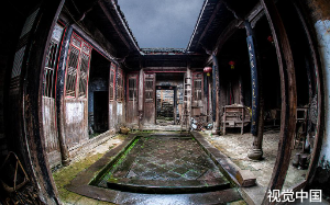 母亲车祸刚走，哥哥着急卖房为什么？