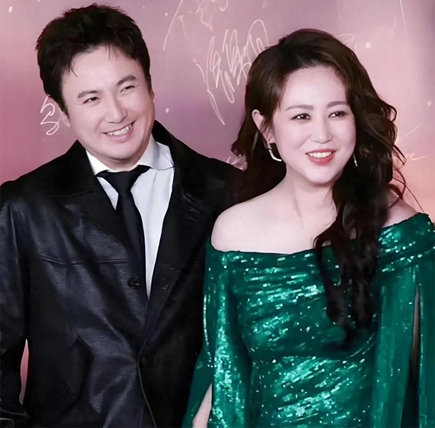 沈腾马丽不演小品了，春晚砍掉相声只剩3个小品，这届年味正被算法悄悄替换