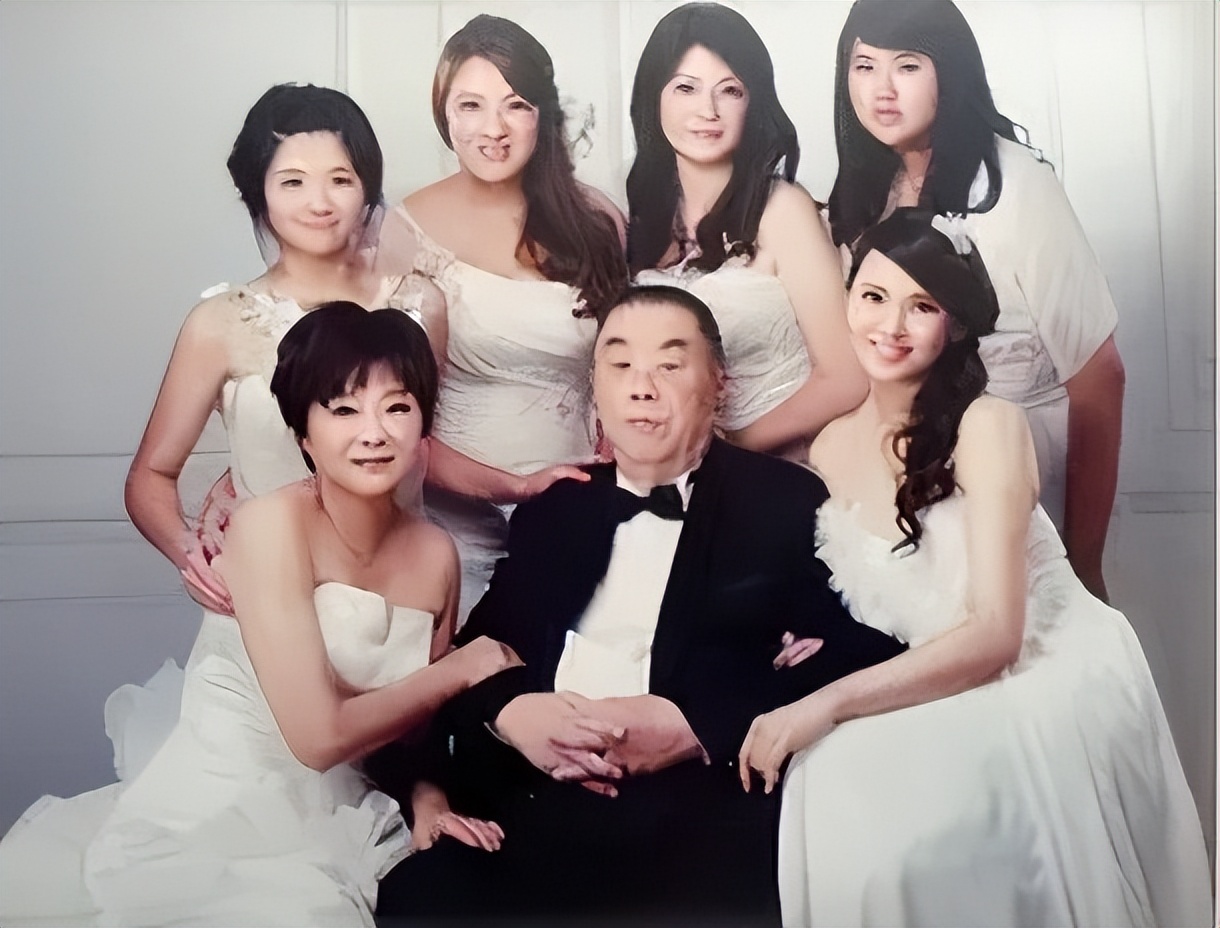 一个被窝睡不出两种人!秦昊对57岁伊能静的态度 撕下庾澄庆的体面