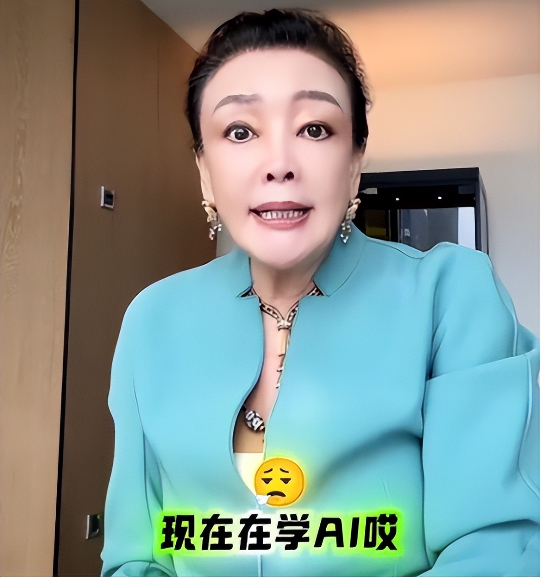 汪小菲撕破脸，曝亲妈无股权 和麻六记没关系，张兰怒言钱全给孙子