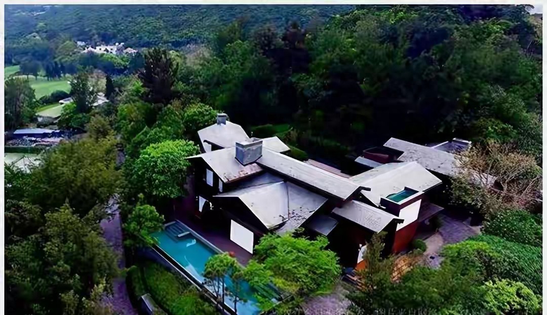 梁洛施晒5亿豪宅！曾为李泽楷连生三子，如今住 2万尺豪宅尽显气派