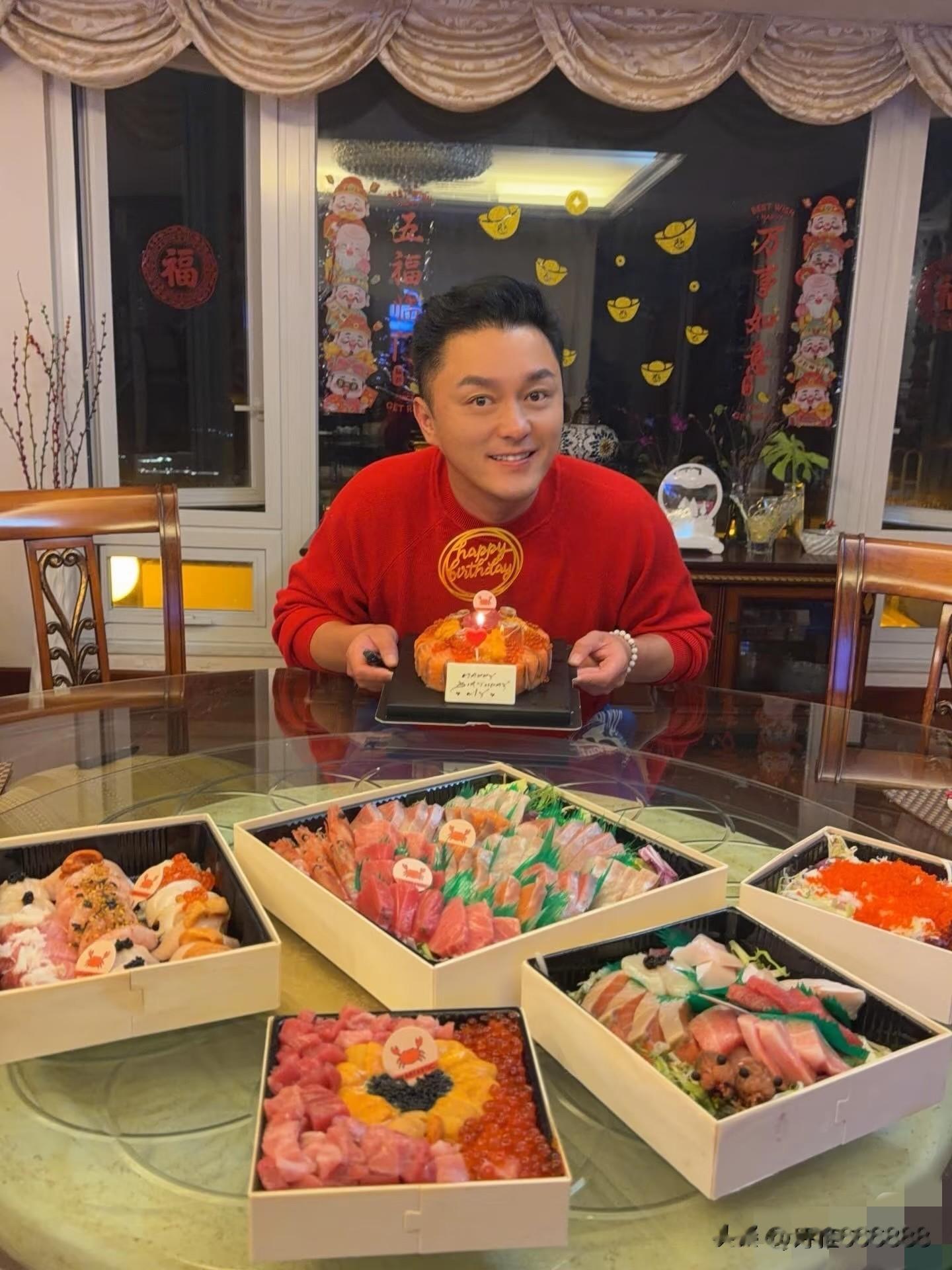 TVB庄思明为男友杨明庆祝45岁生日，小两口真甜蜜！