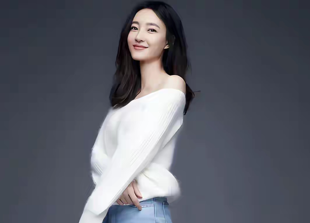 诈骗13.9亿，千万豪车，成堆金条被拍，才知王丽坤夫妇究竟多奢靡