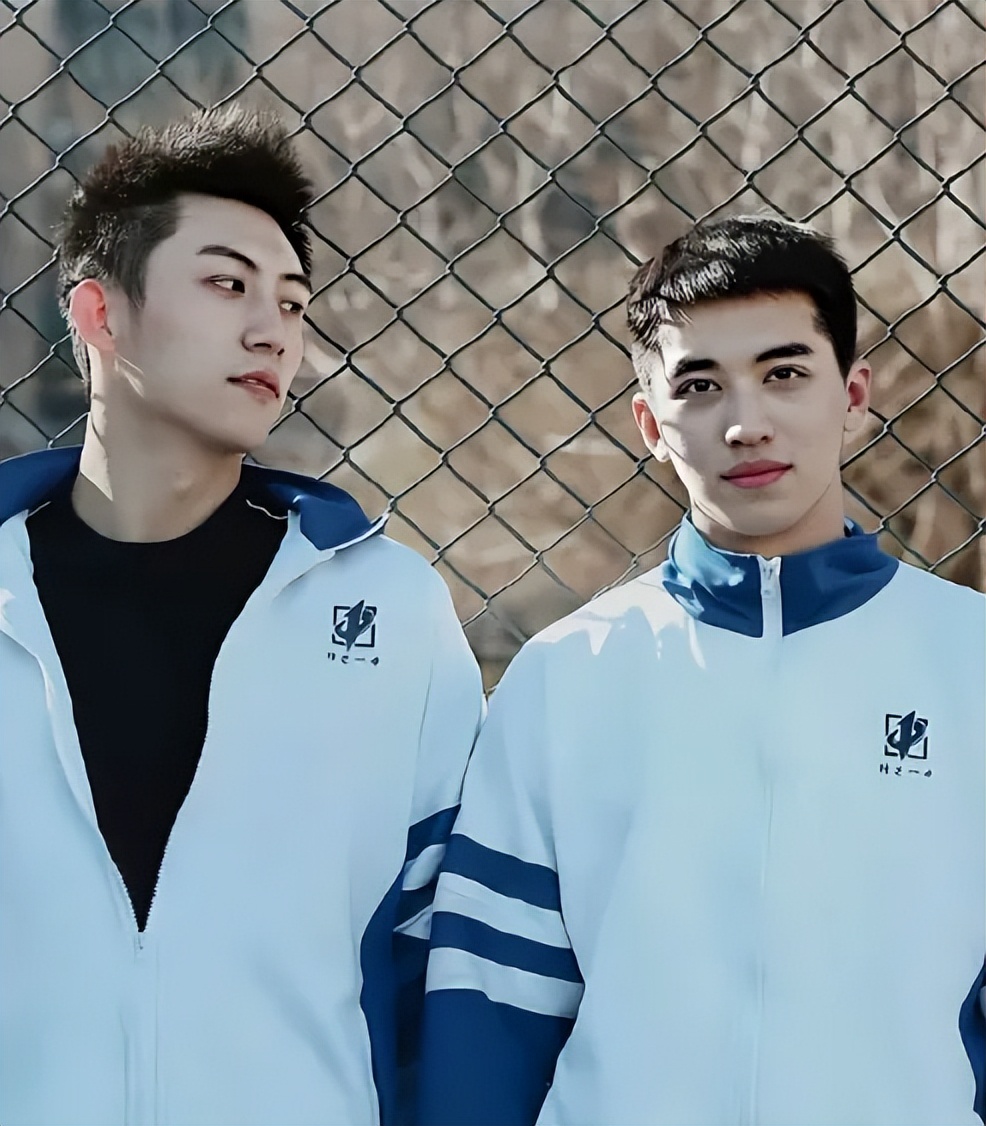 黄景瑜许魏洲F1同框?不,他们同场,但没同框——这比同框更戳人