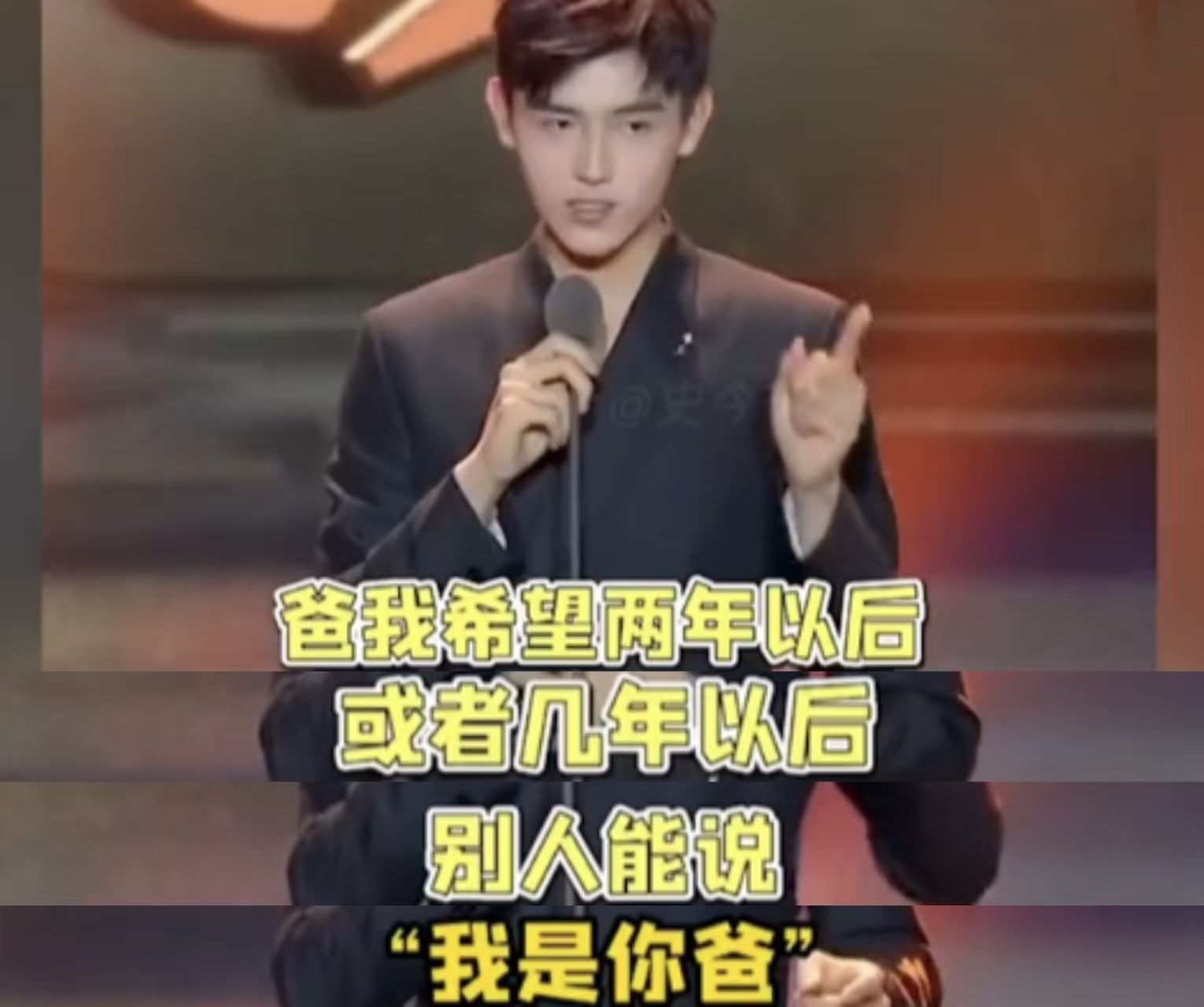 演技不输肖战，身材不逊吴磊，演完《纯真年代的爱情》他终于火了
