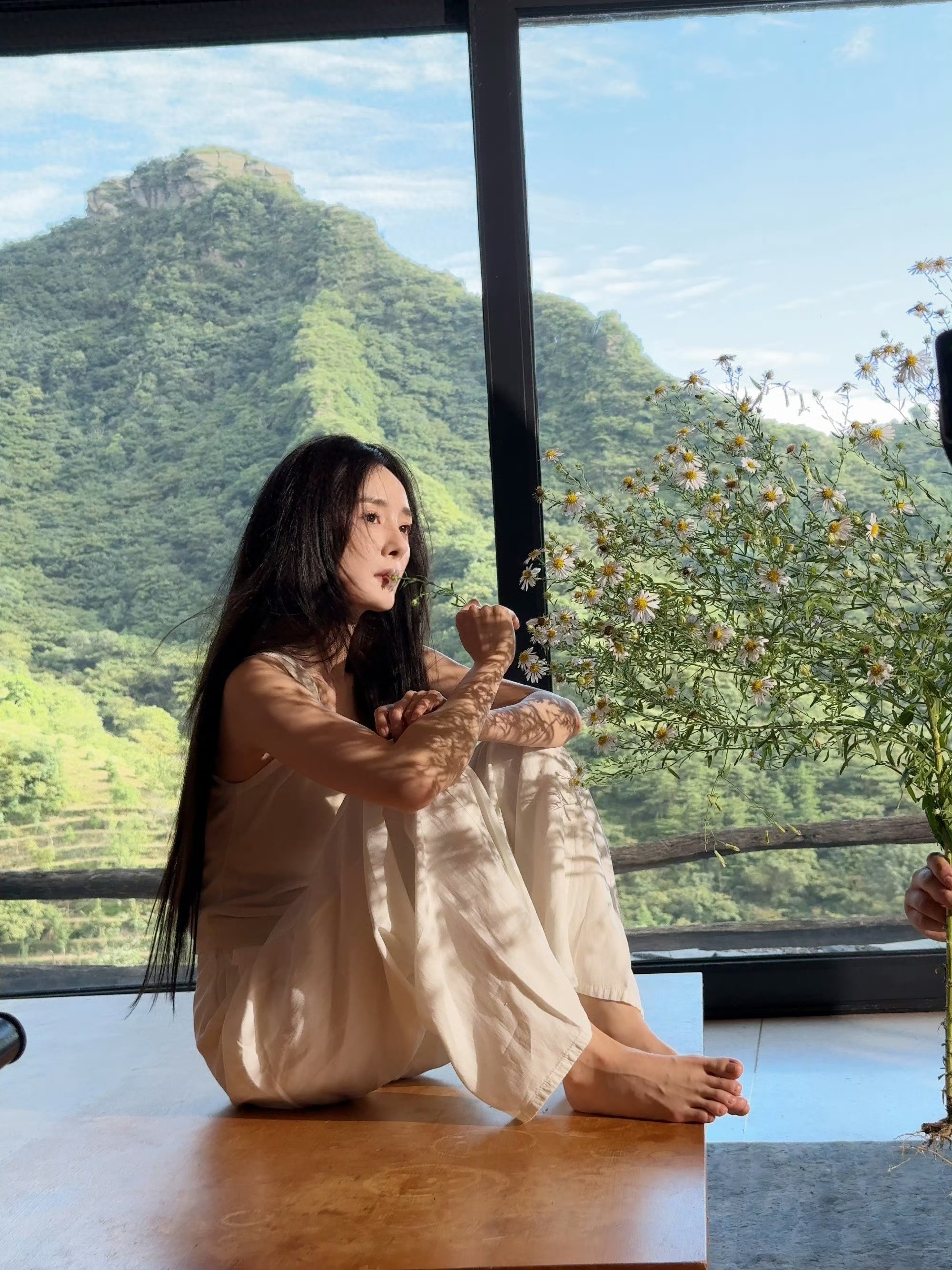 杨幂好美，这状态好像少女 ???