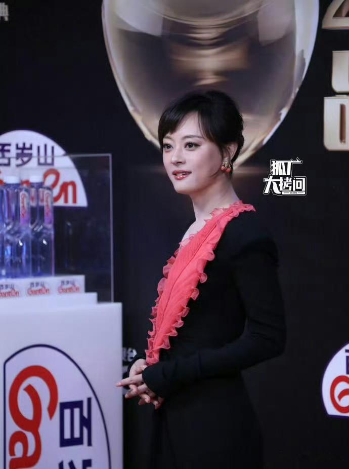 杨紫、王安宇、肖战、孙俪、白鹿、白敬亭、欧豪、陈伟霆、问界M9