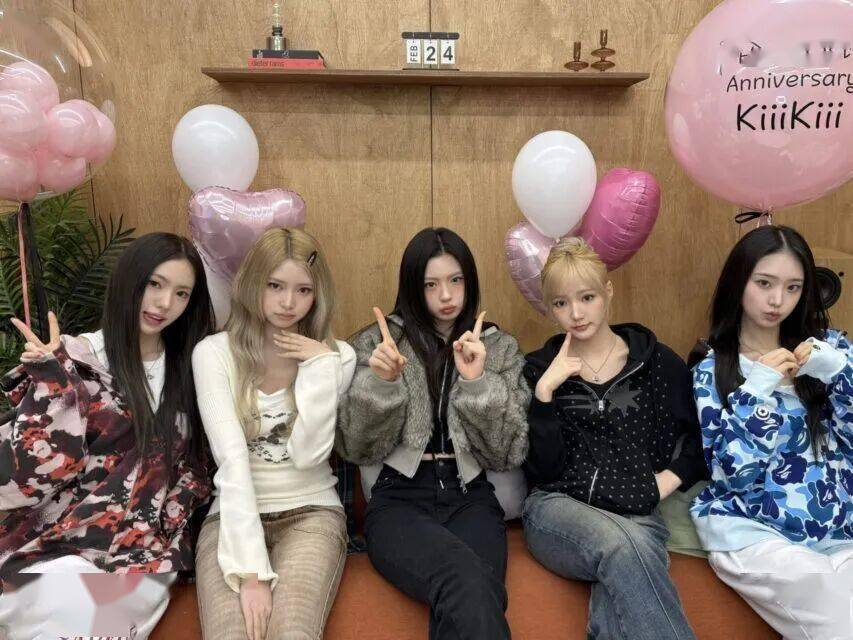 15岁女团成员因AI级美貌爆红！