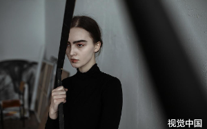 老公为了培养完美女儿，给我植入【完美妈妈】系统，可女儿绝对服从后，他却开始害怕了