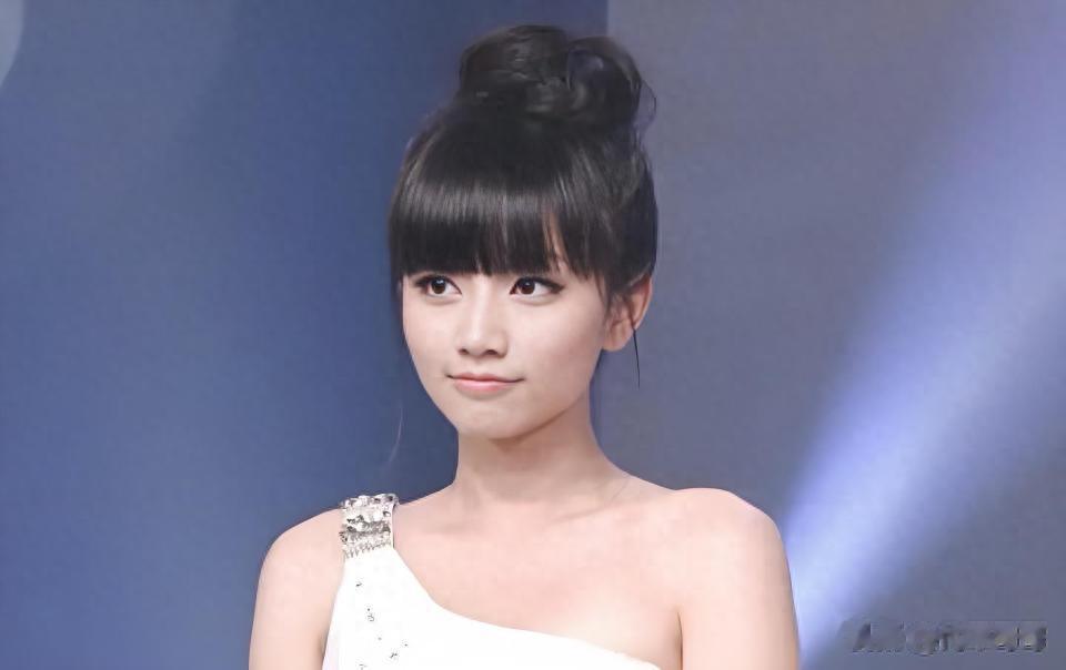 37岁刘惜君近况曝光！曾与俞灏明传出绯闻，如今很美却还是单身