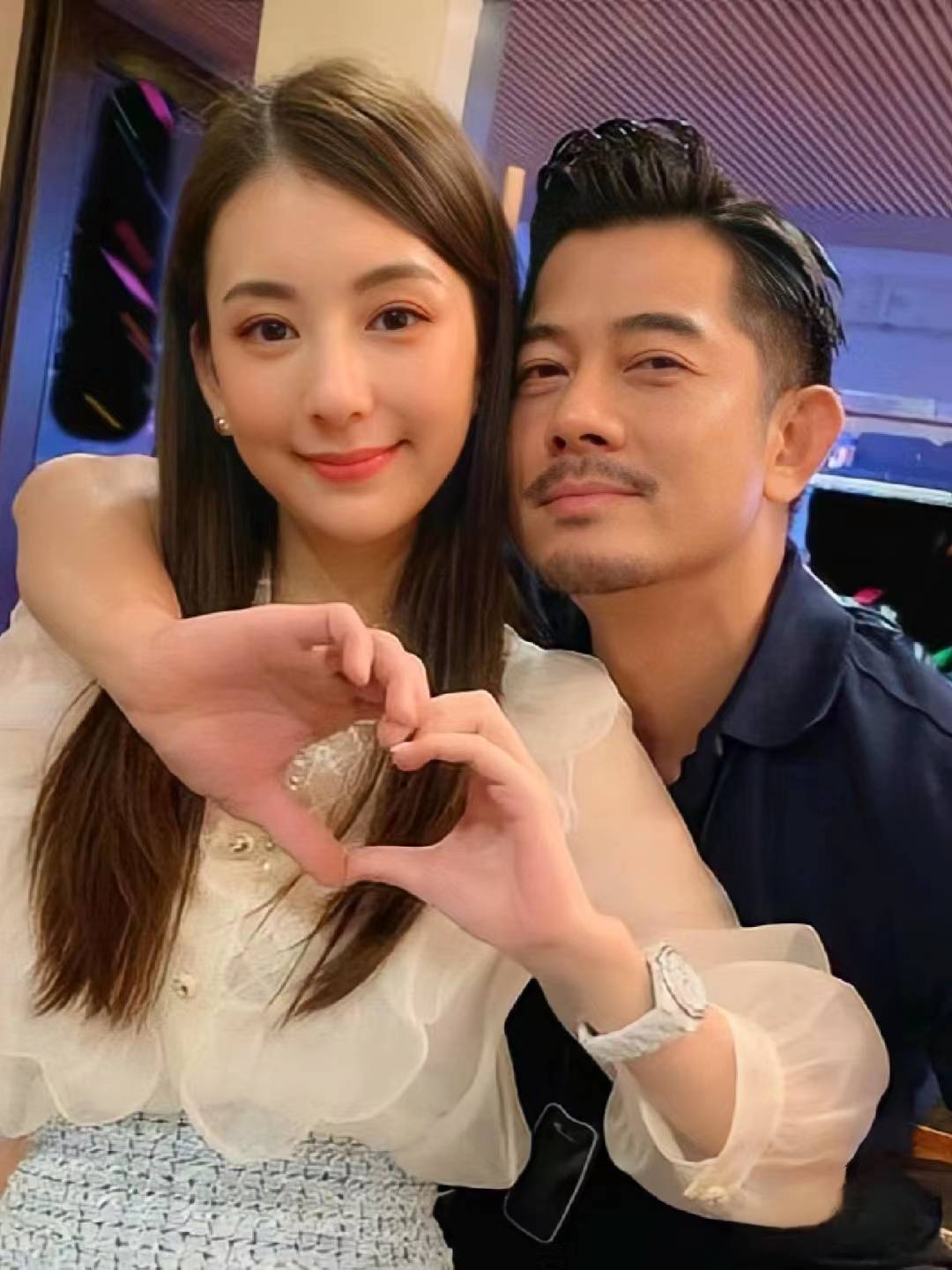 郭富城九周年礼物引全网热议：天王的平价浪漫